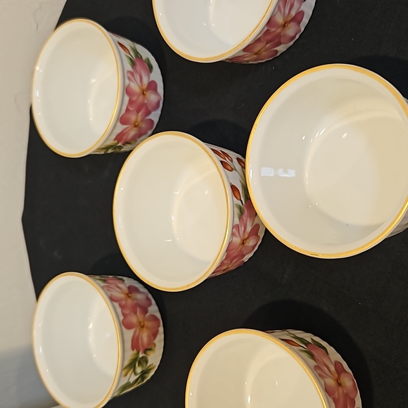 Royal Worcester Pershore Porcelain Ramekins - Picture 5 of 6